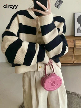 Circyy Раирани плетени жилетки Жени 2023 Есен Ново O Neck дълъг ръкав облицовани пуловери Корейски сладки едноредни джъмпери