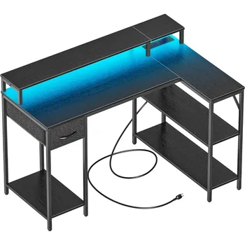 SUPERJARE L образно игрално бюро с LED светлини и електрически контакти, реверсивно компютърно бюро с рафтове и чекмедже, ъглово бюро