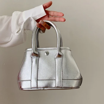 Лято за жени Сак А основен дизайнер чанти реколта ярко сребро PU кожа рамо Crossbody чанти дами чанти чанта Bolso